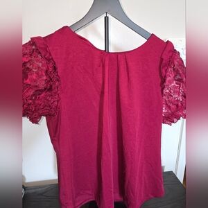 Chic Lace Sleeve Women's Blouse in Rich Red